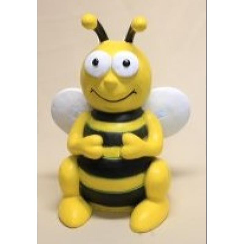 Bee sitting 67cm